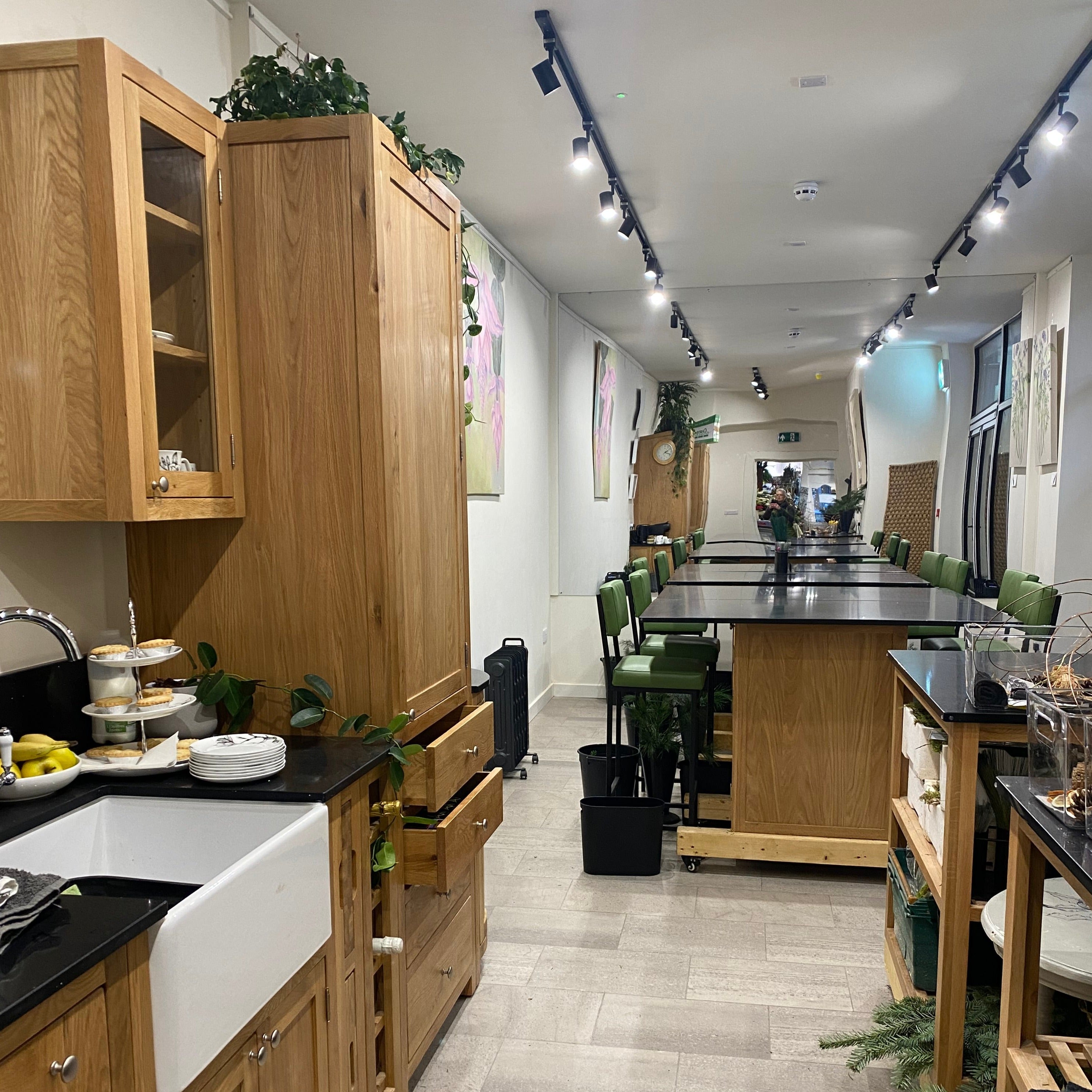 Design a Fabulous Door Wreath Sat 6th December 10am-1.00pm £125