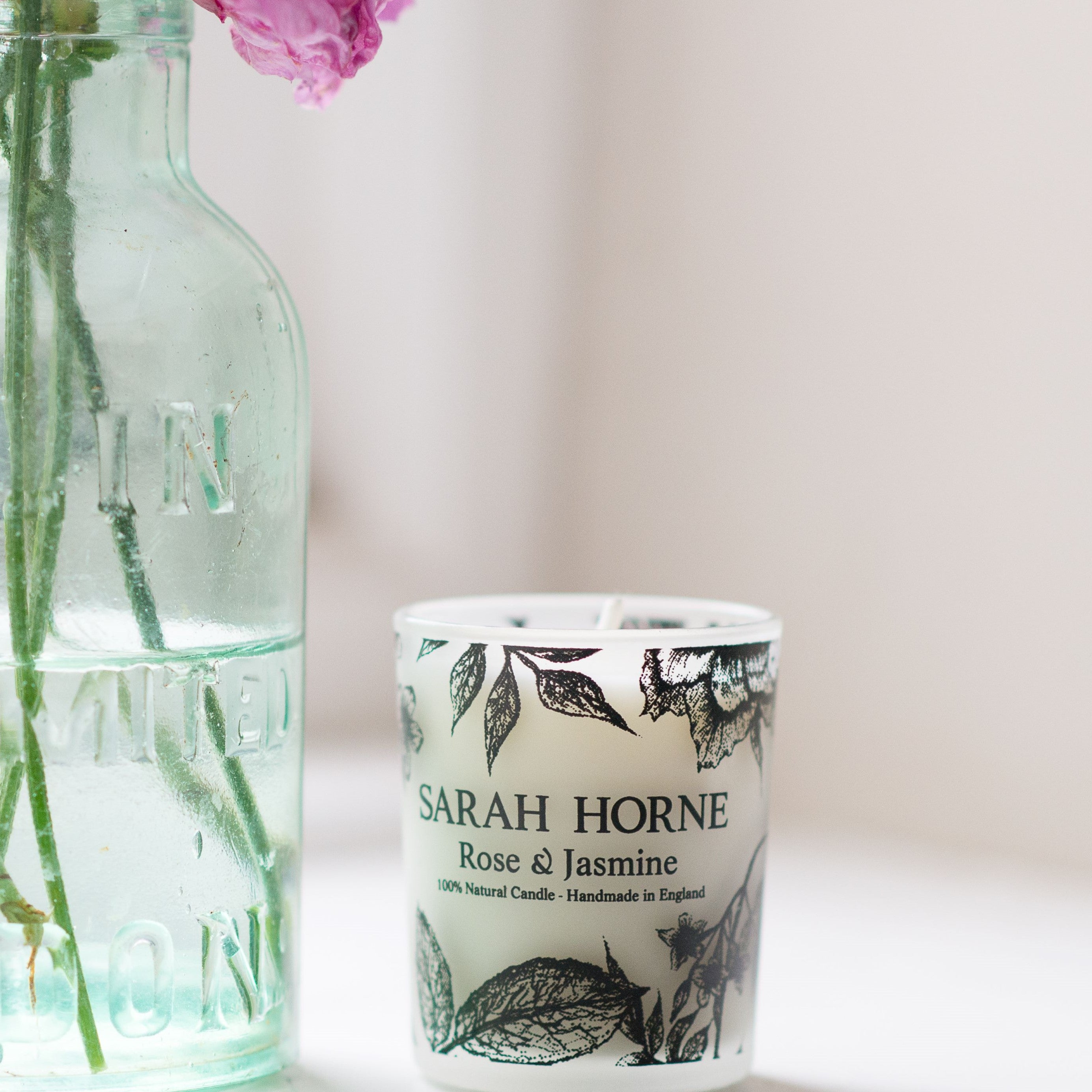 petite rose and jasmine scented candle 